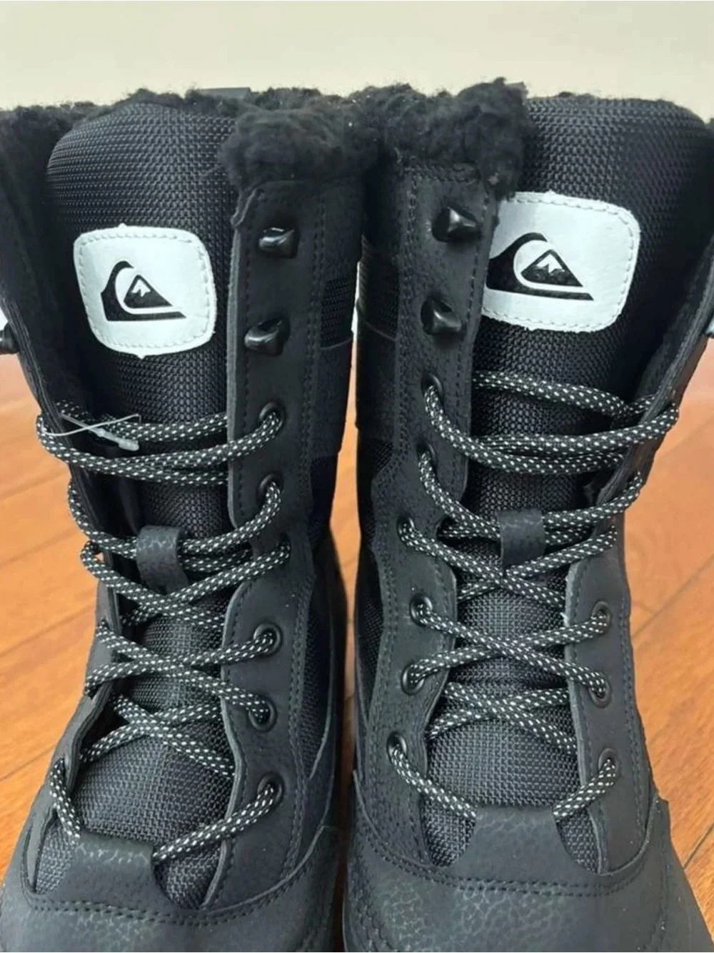 Quiksilver Mens Boots Sub Zero Hi Water Resistant Snow 3M Thinsulate RARE NEW!